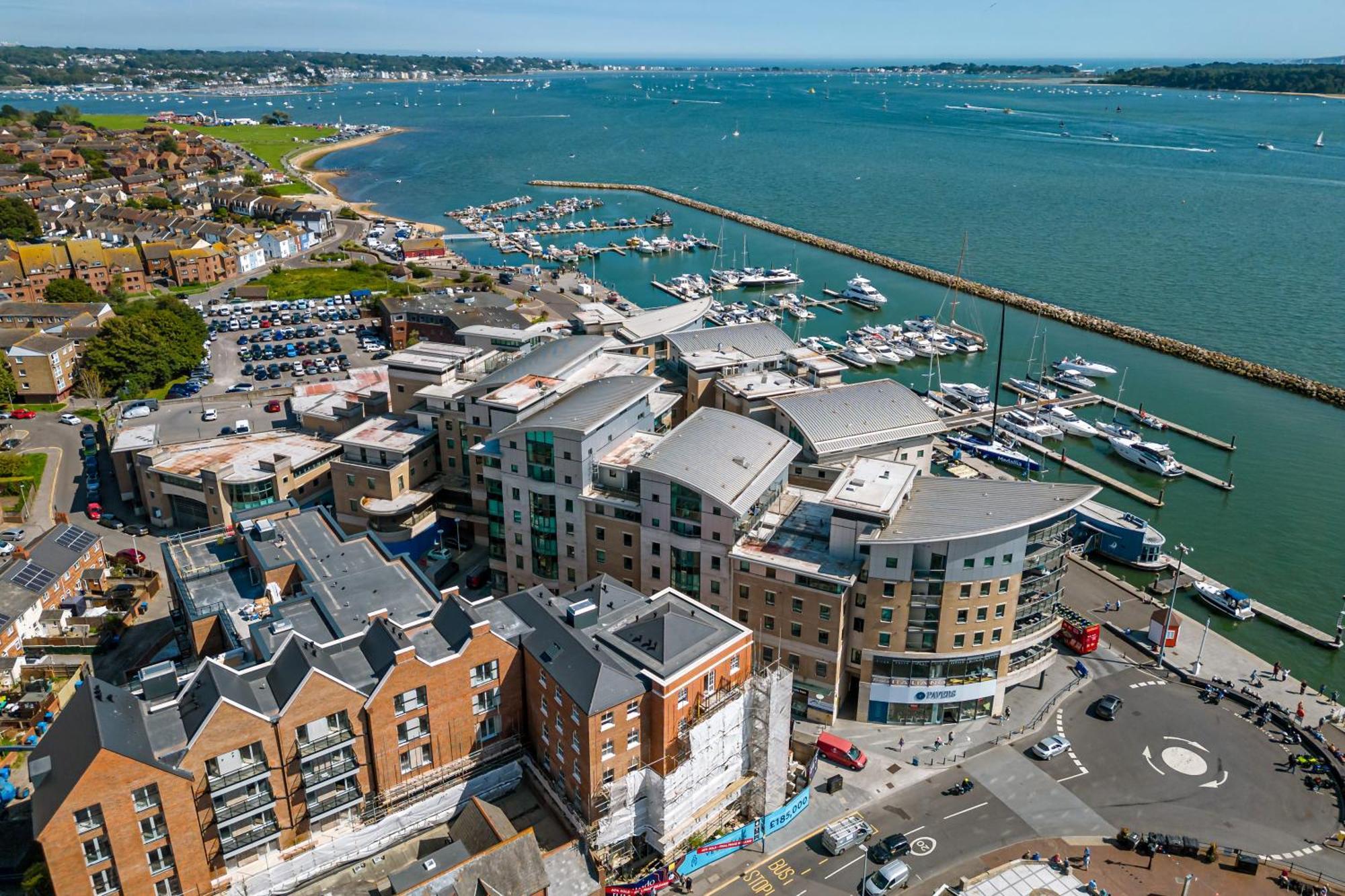 Crow'S Nest Villa Poole Dış mekan fotoğraf