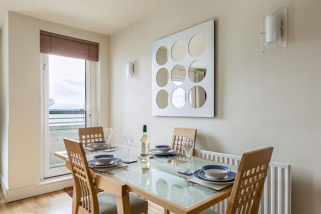 Crow'S Nest Villa Poole Dış mekan fotoğraf