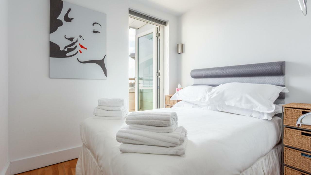 Crow'S Nest Villa Poole Dış mekan fotoğraf